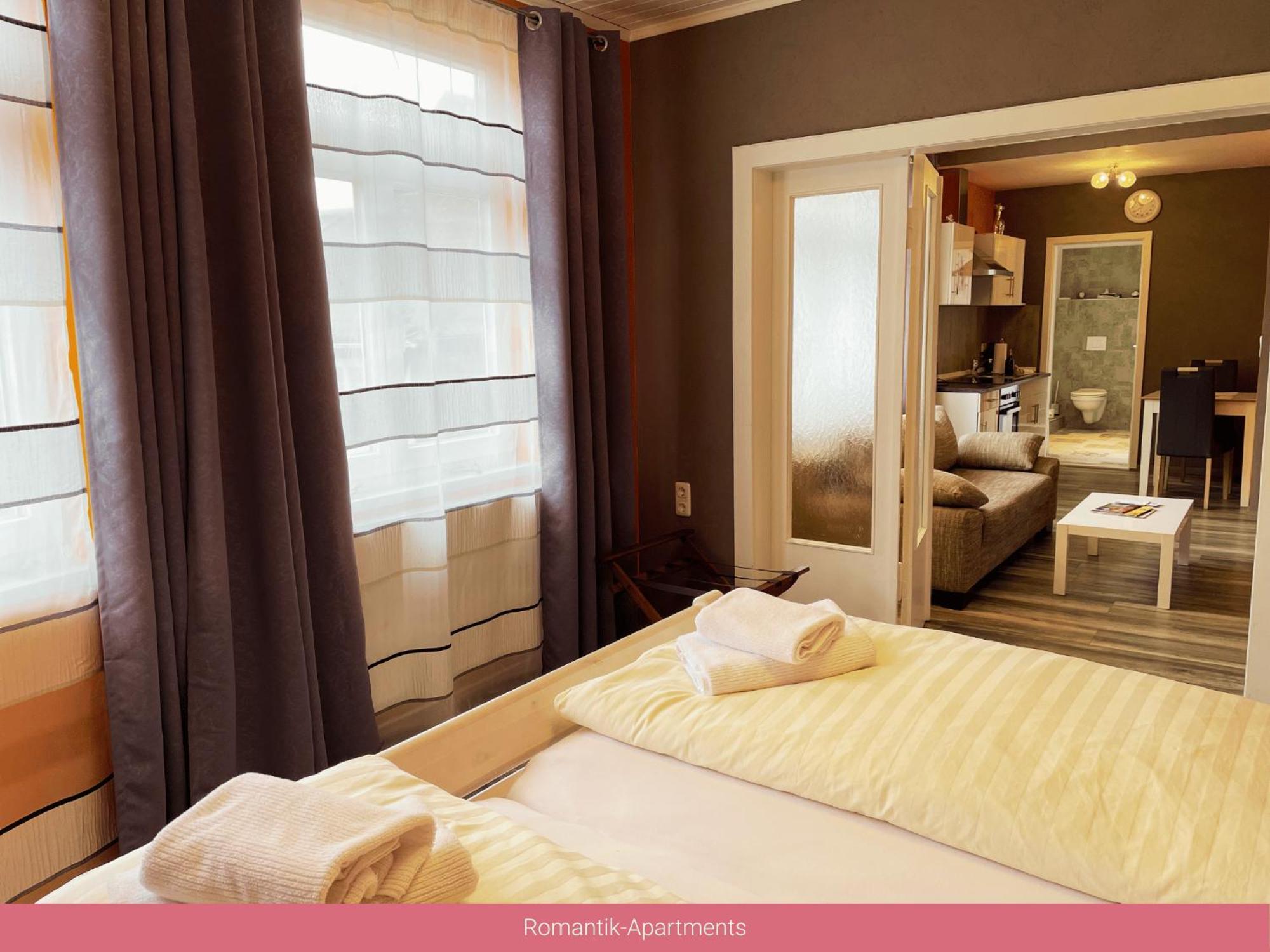 Trattoria & Apartments - Casa Da Enzo Гослар Номер фото